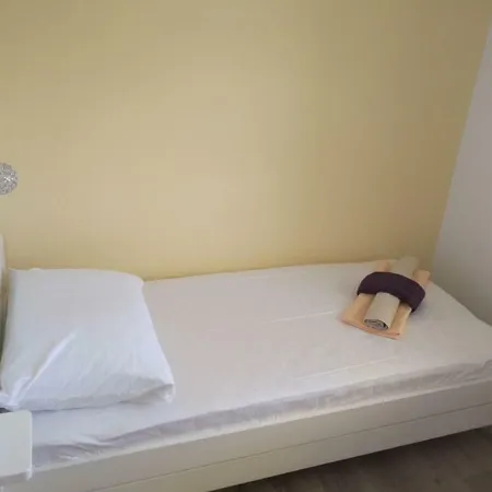 Apartments Prpic Seget Vranjica Room photo