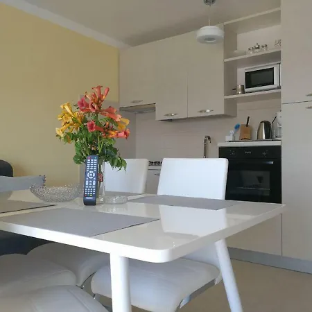 Apartments Prpic Seget Vranjica Exterior photo